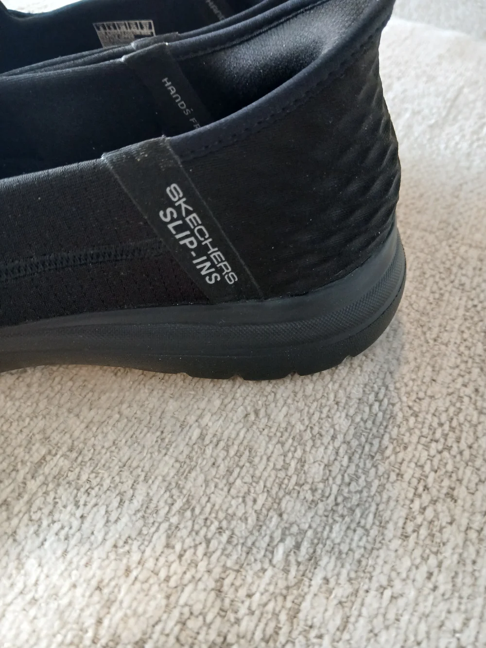 •Skechers• 